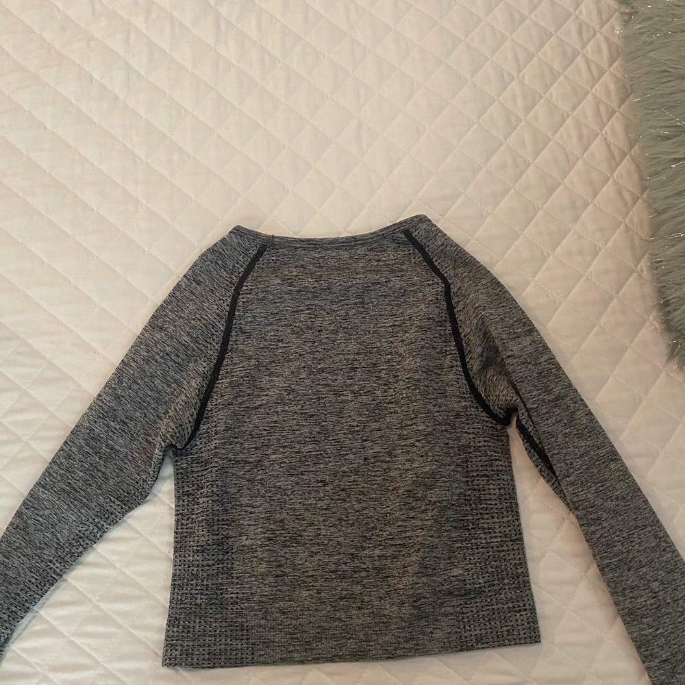 Victoria Secret top - Picture 2 of 4
